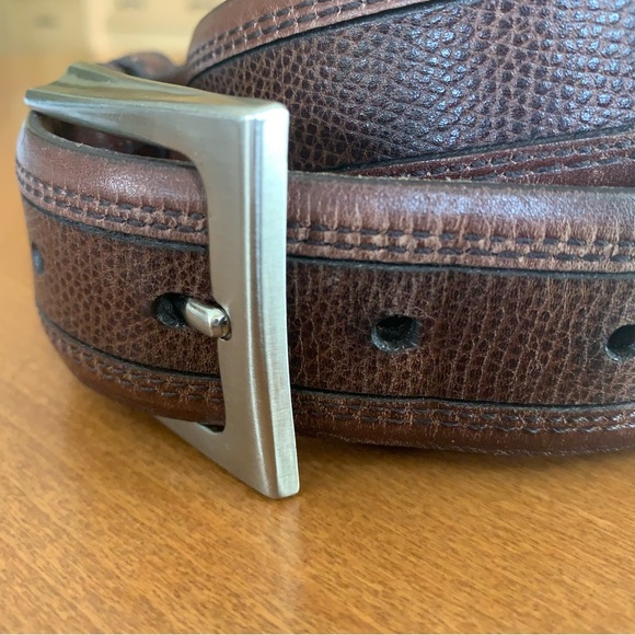 Allen Edmonds leather belt - Picture 12 of 13